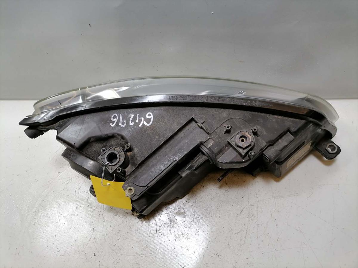 VW Caddy 3 2K original Scheinwerfer vorn links Halogen Facelift Bj.2011